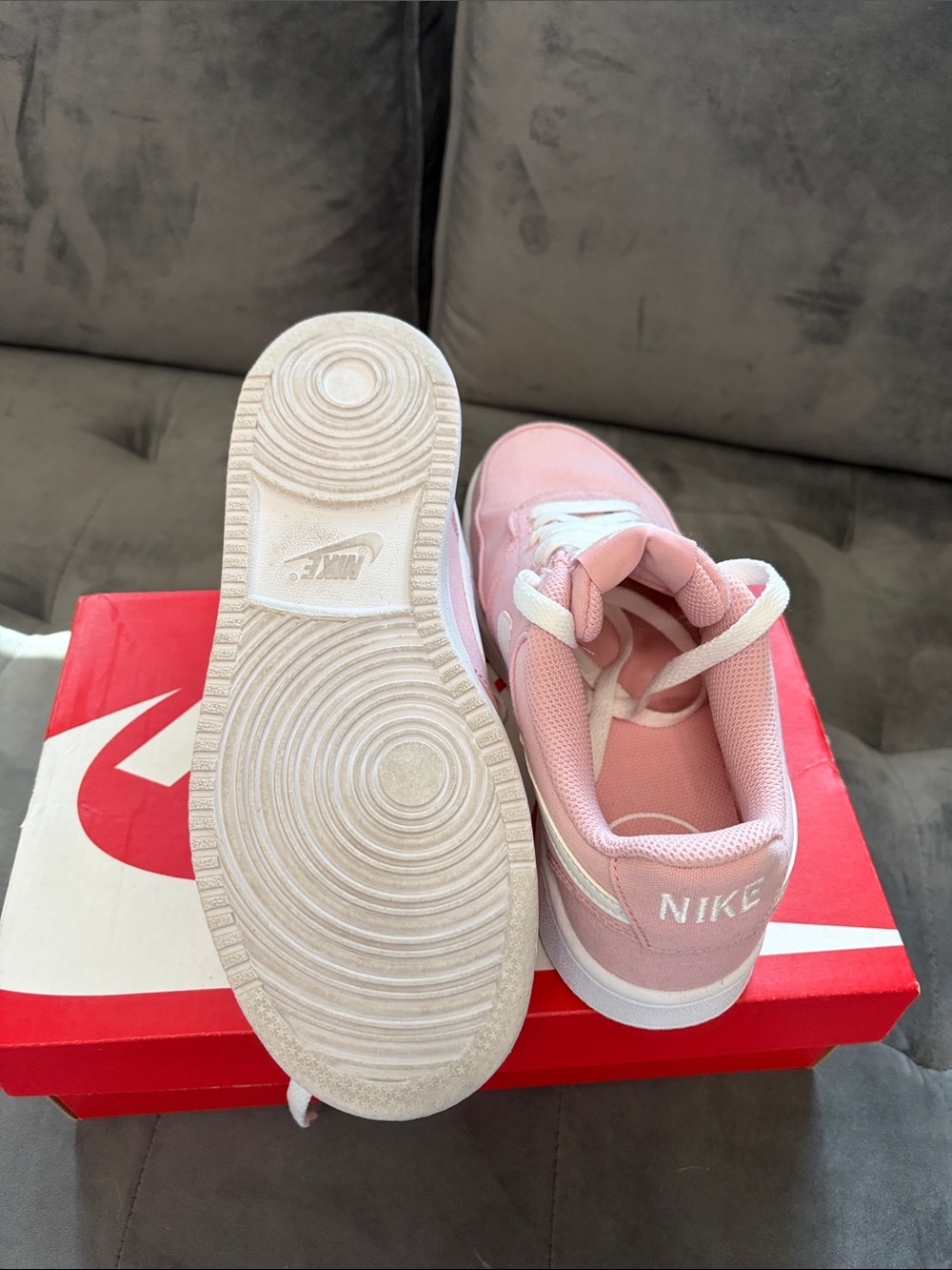 Nike Women’s Pink Low-Top Court Sneakers - Picture 5 of 6